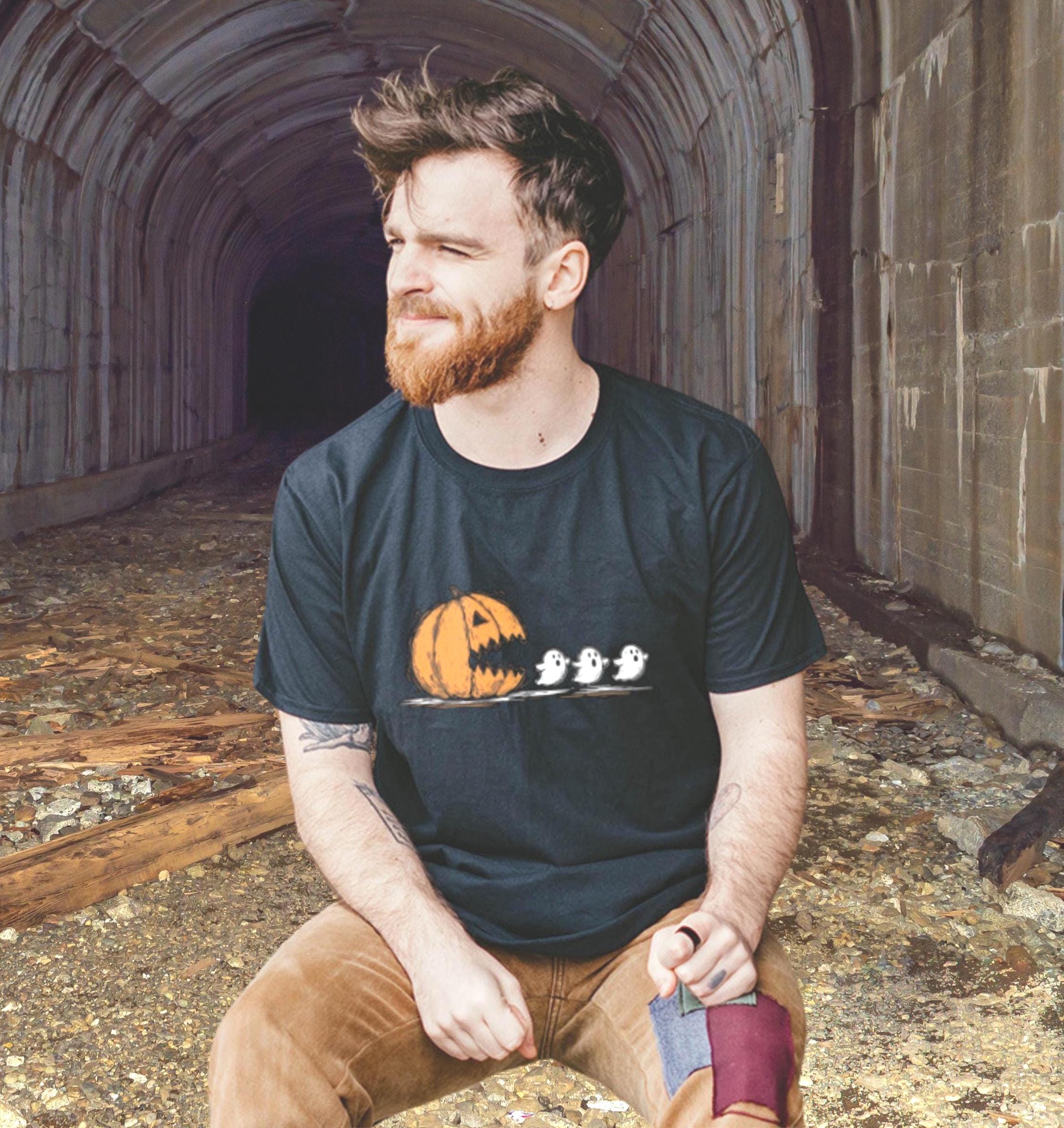 80s/90s Throwback Pumpkin Ghost "Pacman" tee